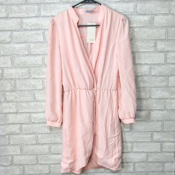 Tobi Pale Pink Tulip Dress Long Sleeve Feminine Size Medium New with Tags - Picture 1 of 6